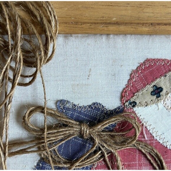 Country Cottagecore Santa Claus Christmas Wall Art Folk Art Decor Fabric Buttons - Picture 5 of 8